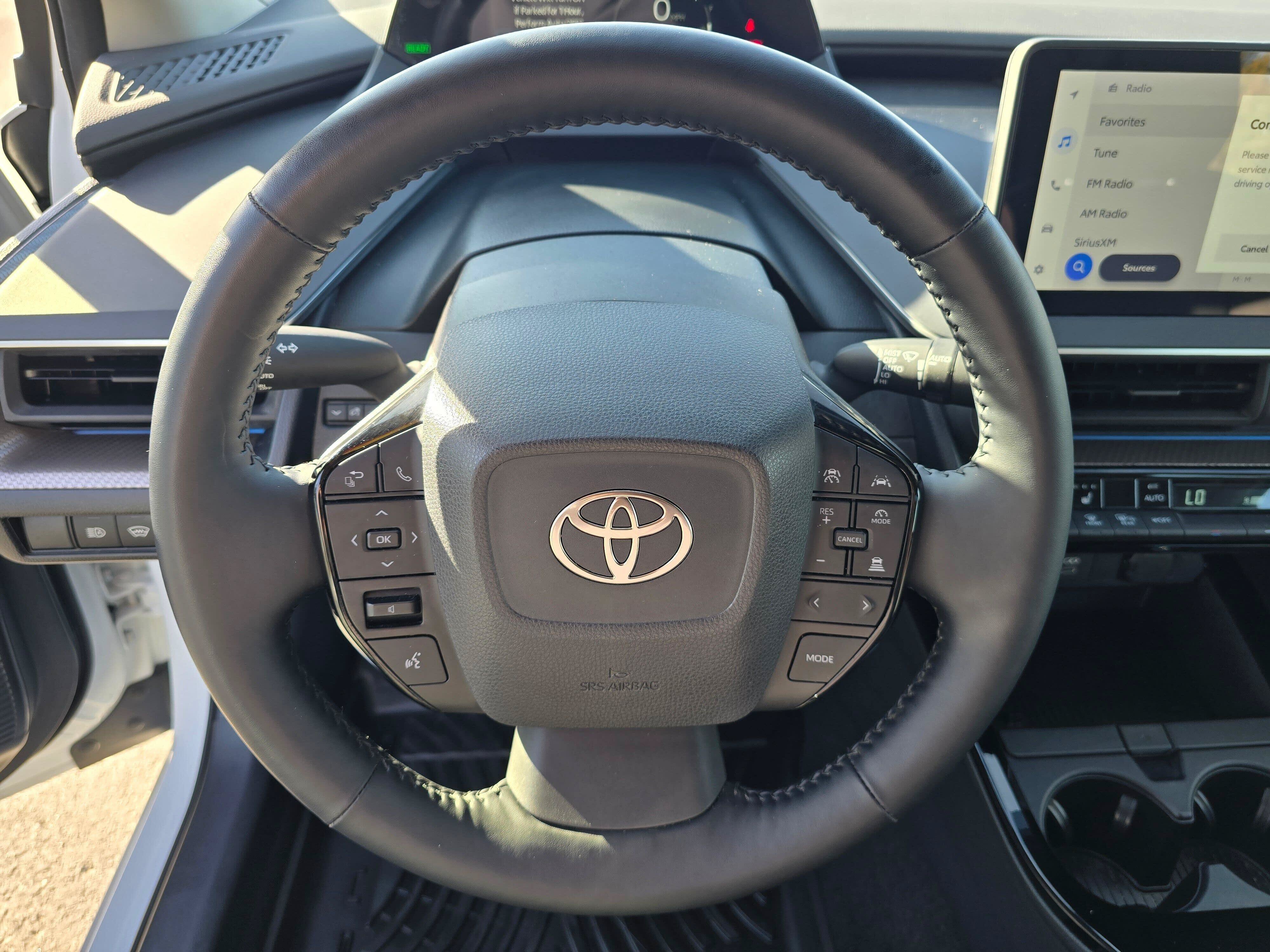 Certified 2025 Toyota Prius XLE FWD image 22
