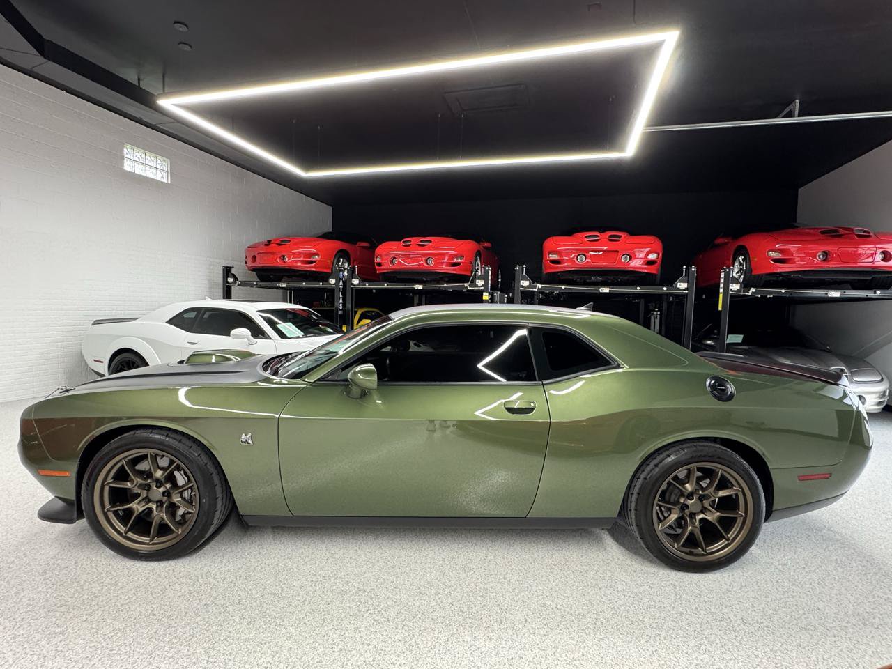 Used 2020 Dodge Challenger R/T Scat Pack RWD image 8