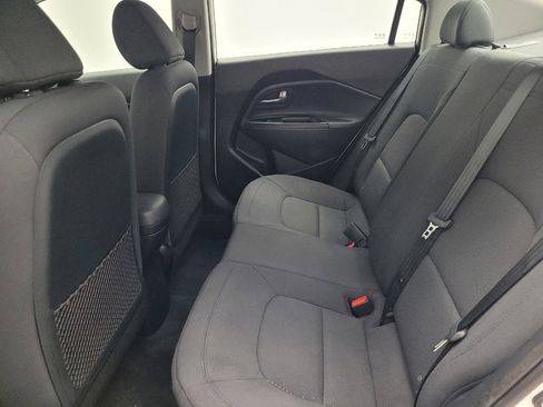 Used 2013 Kia Rio EX image 18