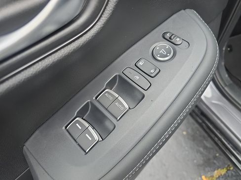 New 2027 Honda HR-V EX-L image 8
