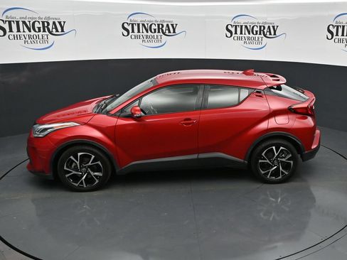 Used 2021 Toyota C-HR XLE FWD image 21