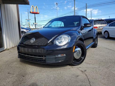 Used 2015 Volkswagen Beetle 1.8T image 4