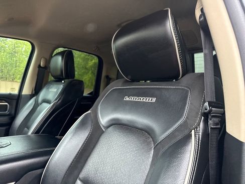 Used 2019 RAM 1500 Laramie AWD/4WD image 13