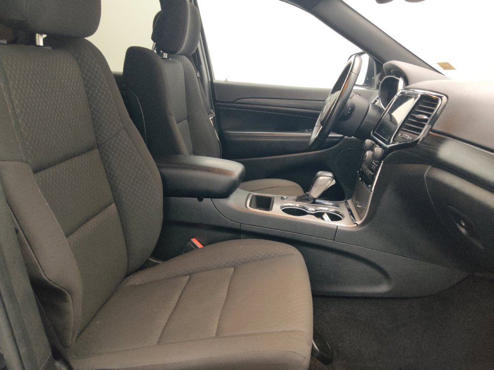 Used 2022 Jeep Grand Cherokee Laredo E AWD/4WD image 21