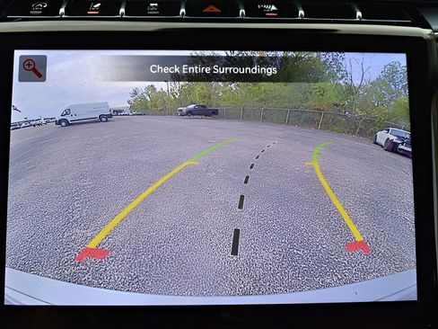 Used 2024 Jeep Grand Cherokee Limited AWD/4WD image 18
