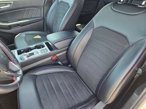 Used 2022 Ford Edge ST-Line AWD/4WD image 13