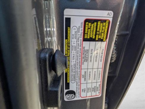 Used 2025 Subaru Outback Touring w/ Tech Package 2 AWD/4WD image 22