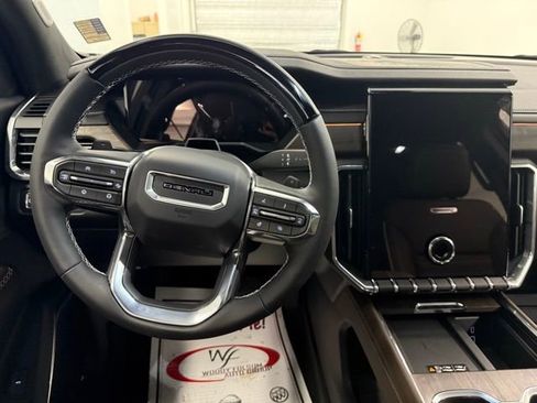 New 2026 GMC Acadia Denali Ultimate w/ LPO, Floor Liner Package image 17