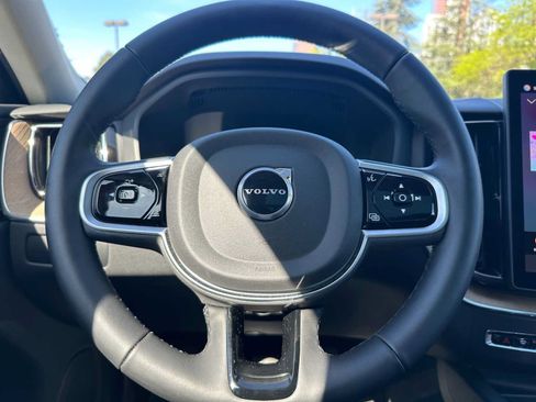 Used 2026 Volvo XC60 B5 Plus w/ Climate Package AWD/4WD image 24