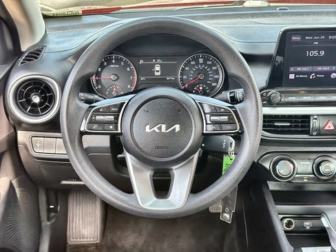 Used 2024 Kia Forte LXS FWD image 14