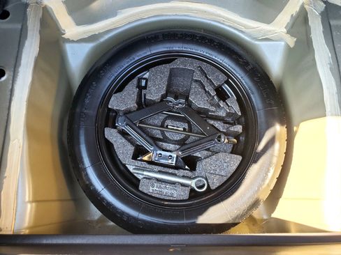 Used 2012 Subaru Legacy 2.5i Premium AWD/4WD image 58