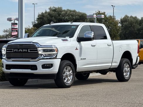 Used 2024 RAM 2500 Laramie w/ Safety Group AWD/4WD image 8
