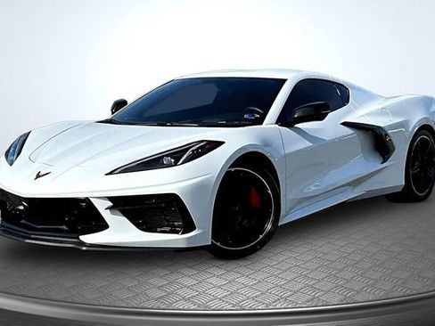 Used 2023 Chevrolet Corvette Stingray Preferred Cpe w/ Z51 Performance Package RWD image 1