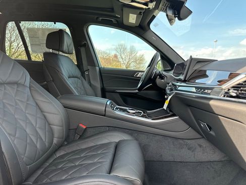 New 2026 BMW X5 xDrive50e w/ Executive Package AWD/4WD image 23