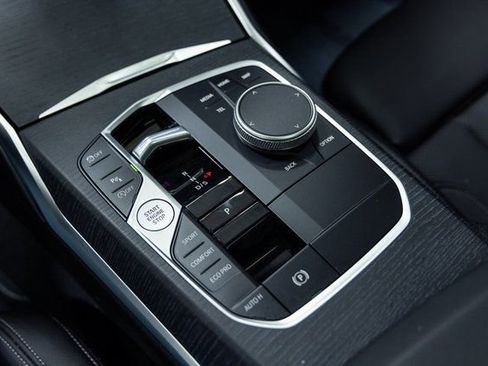 Certified 2025 BMW 330i xDrive Sedan w/ Premium Package image 17