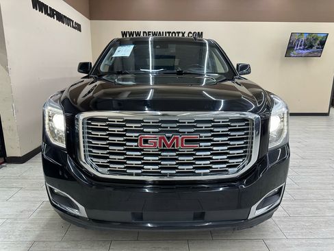 Used 2020 GMC Yukon XL Denali image 3