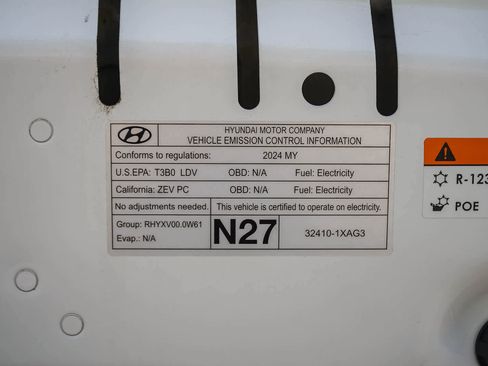 Used 2024 Hyundai Ioniq 5 SEL RWD image 27