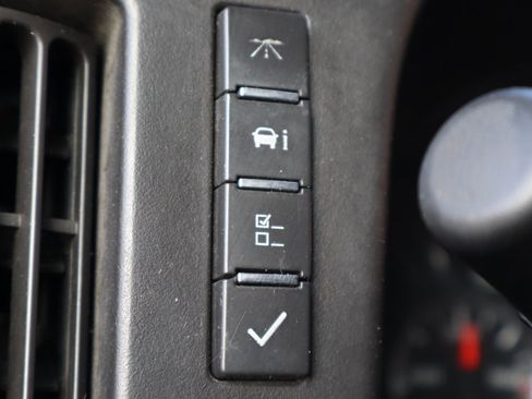 Used 2016 Chevrolet Express 4500 w/ Chrome Appearance Package image 17