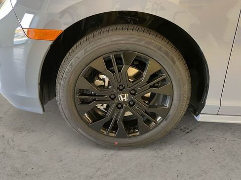 New 2026 Honda Odyssey Sport-L image 14