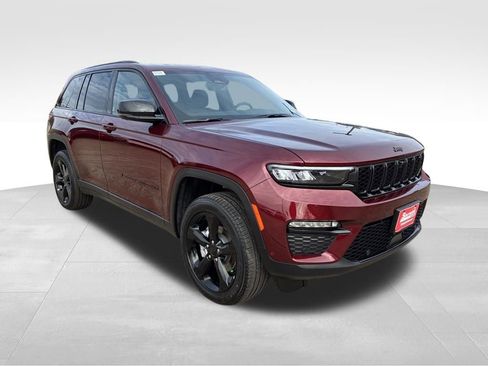 New 2025 Jeep Grand Cherokee Limited w/ Luxury Tech Group II image 8