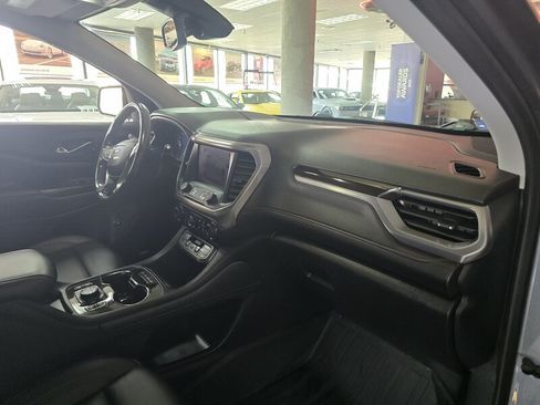 Used 2021 GMC Acadia AT4 w/ Technology Package AWD/4WD image 17