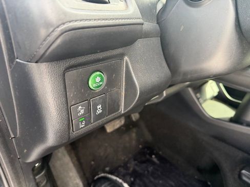 Used 2019 Honda HR-V EX-L image 10