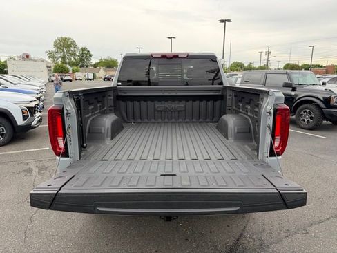 Used 2025 GMC Sierra 1500 AT4X AWD/4WD image 8