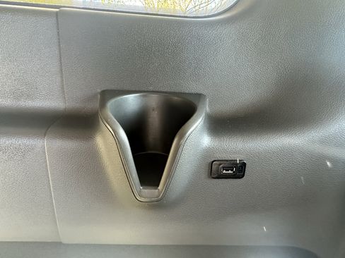 Used 2024 Ford Transit 350 XLT image 19