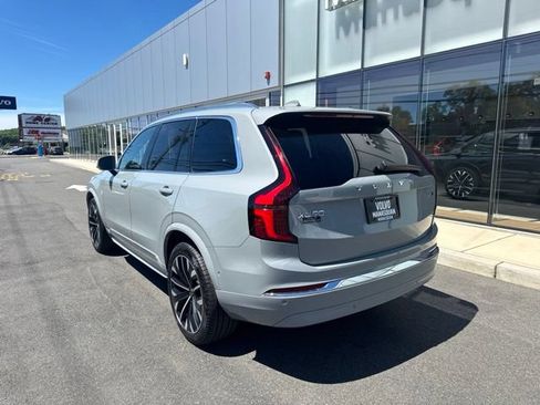 Certified 2025 Volvo XC90 B6 Plus AWD/4WD image 3