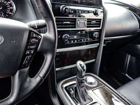 Used 2024 INFINITI QX80 Luxe image 28