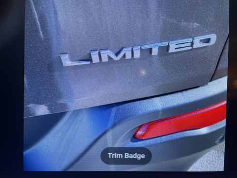 Used 2014 Jeep Cherokee Limited w/ Technology Group image 9