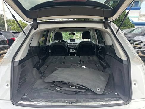 Used 2019 Audi Q7 3.0T Premium Plus w/ Premium Plus Package AWD/4WD image 30