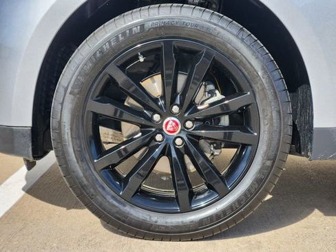 Used 2020 Jaguar F-PACE Prestige image 10