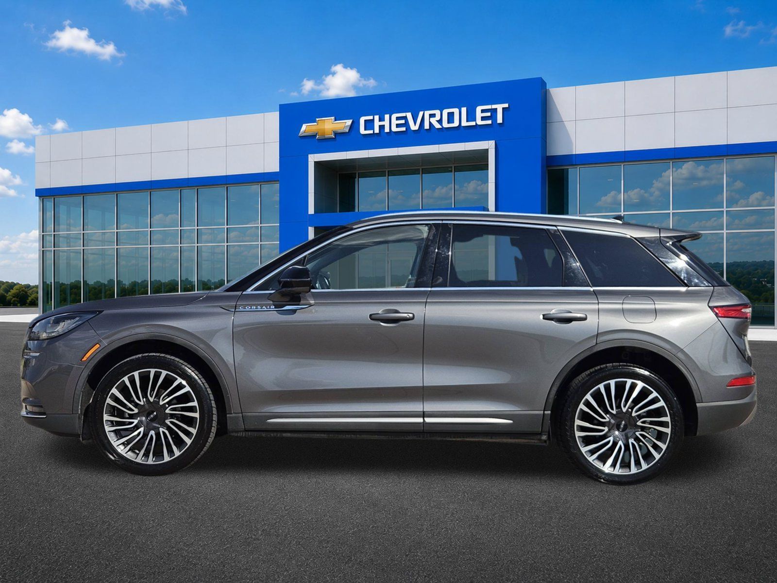 Used 2021 Lincoln Corsair Reserve FWD image 3
