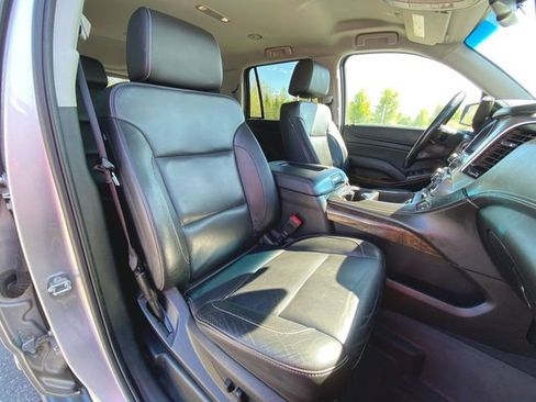 Used 2020 Chevrolet Tahoe LT w/ Max Trailering Package AWD/4WD image 26