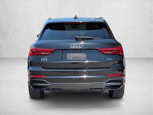 Used 2022 Audi Q3 2.0T Premium w/ Convenience Package AWD/4WD image 7