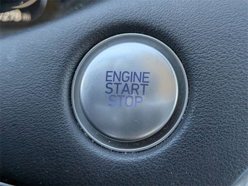 Used 2021 Hyundai Palisade Limited image 35