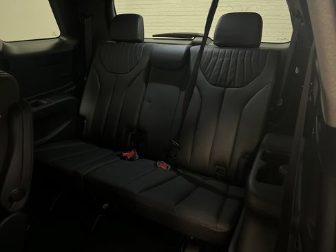 Used 2023 Hyundai Palisade Limited FWD image 30