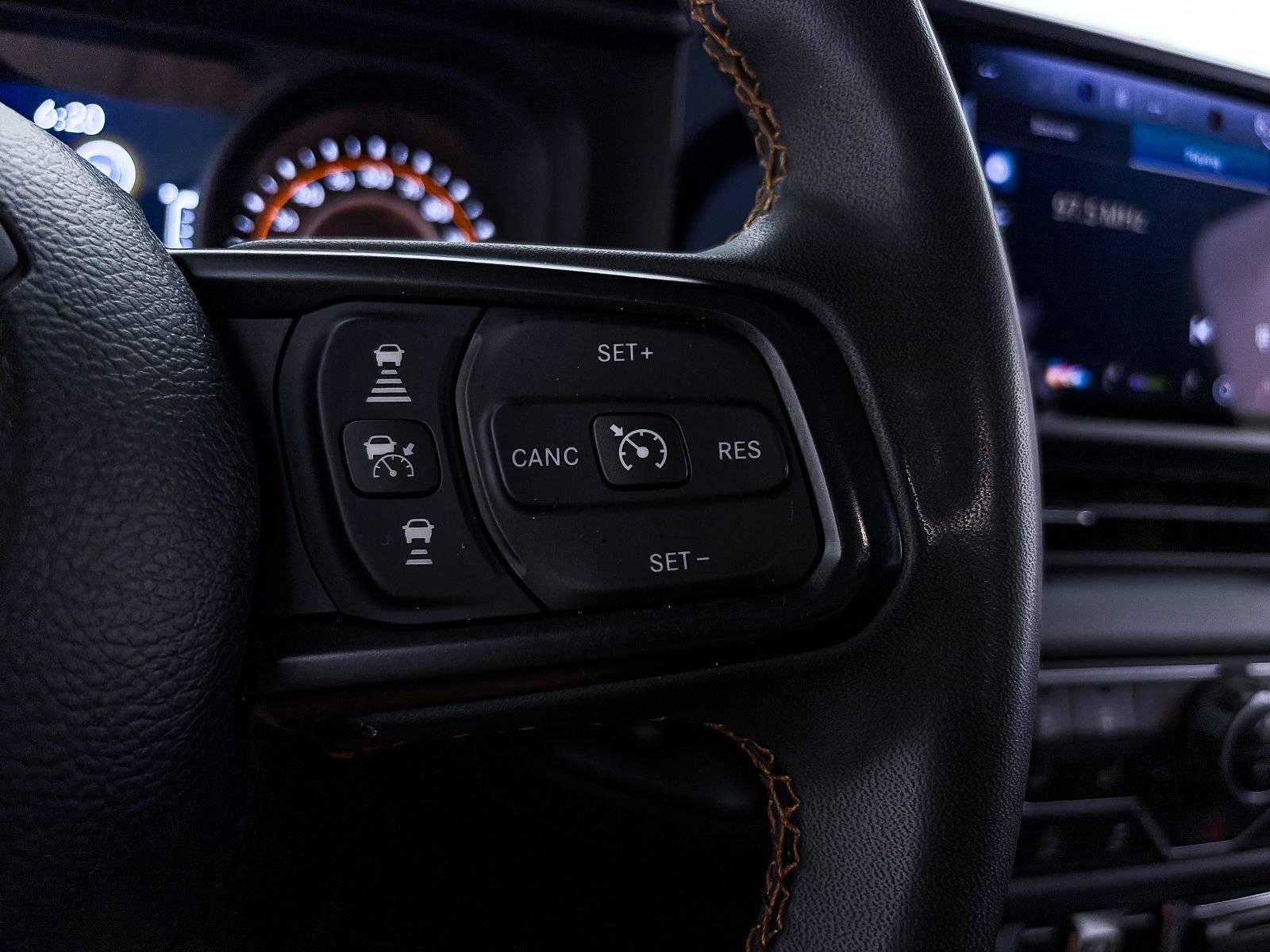 Used 2024 Jeep Wrangler Unlimited Sport AWD/4WD image 32