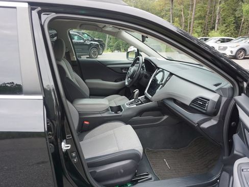 Used 2024 Subaru Outback Premium AWD/4WD image 16