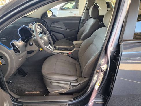 Used 2011 Kia Sportage LX AWD/4WD image 28