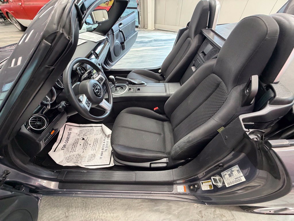 Used 2007 MAZDA MX-5 Miata Touring RWD image 39