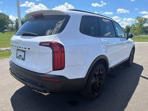 Used 2022 Kia Telluride EX w/ EX Premium Package AWD/4WD image 7