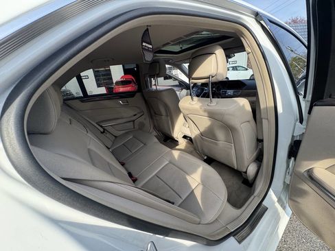 Used 2014 Mercedes-Benz E 350 4MATIC Sedan image 58
