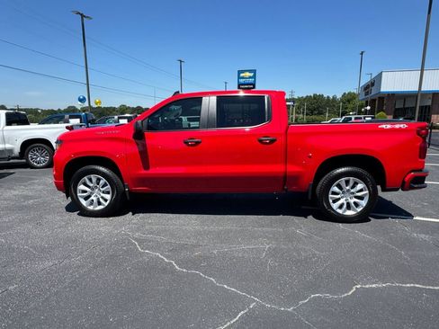 Used 2025 Chevrolet Silverado 1500 Custom AWD/4WD image 9