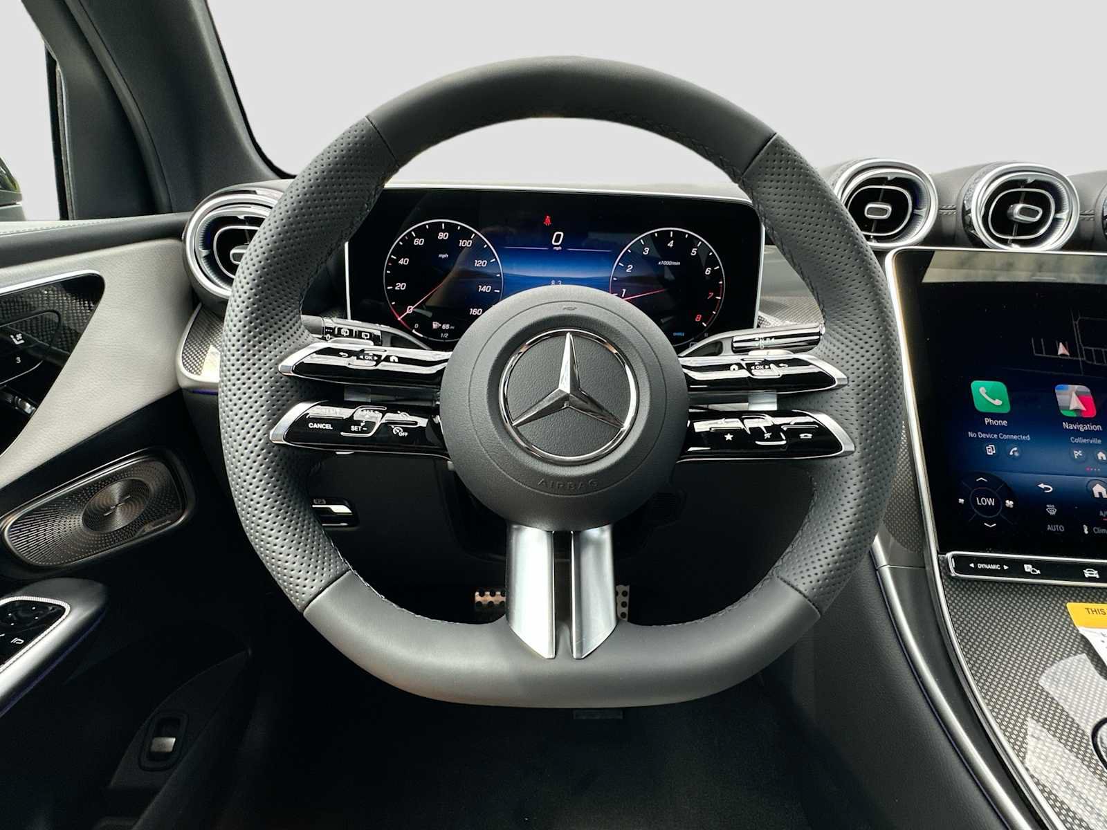 Used 2026 Mercedes-Benz GLC 300 image 11