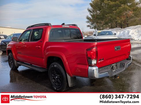 Certified 2022 Toyota Tacoma SR5 image 5