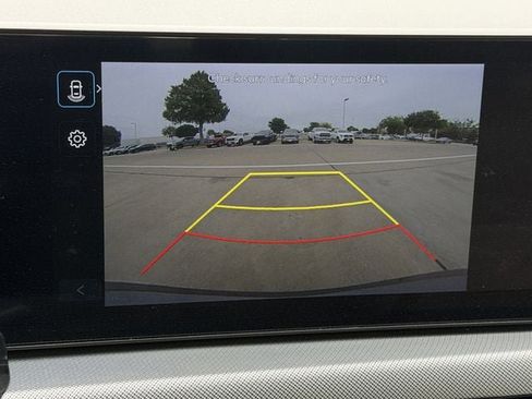 Used 2025 Hyundai Sonata SEL FWD image 17