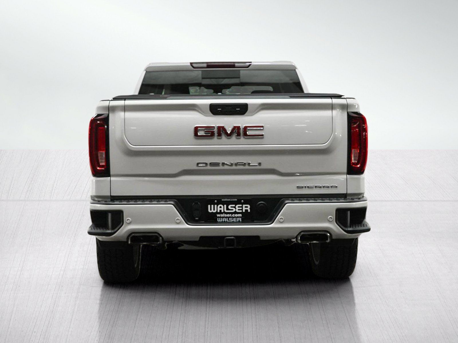 Used 2021 GMC Sierra 1500 Denali w/ Denali Premium Package AWD/4WD image 4