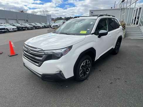 New 2026 Subaru Forester Premium AWD/4WD image 3